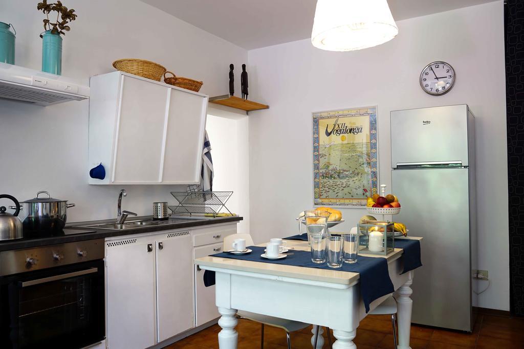 La Maisonette Et Son Jardin Venesia Bagian luar foto