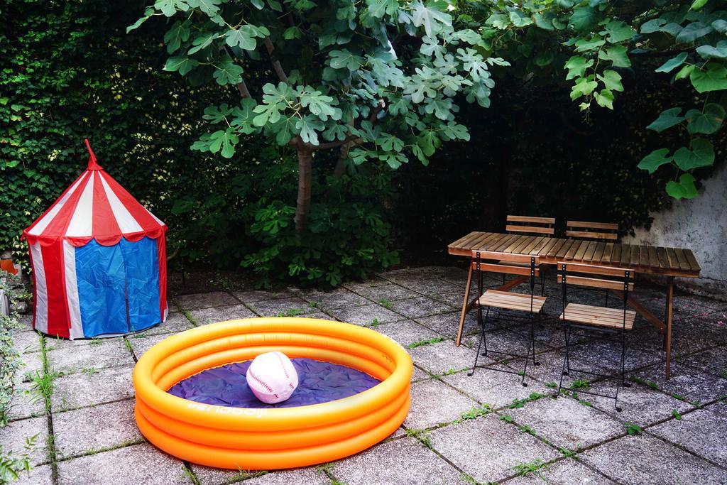 La Maisonette Et Son Jardin Venesia Bagian luar foto